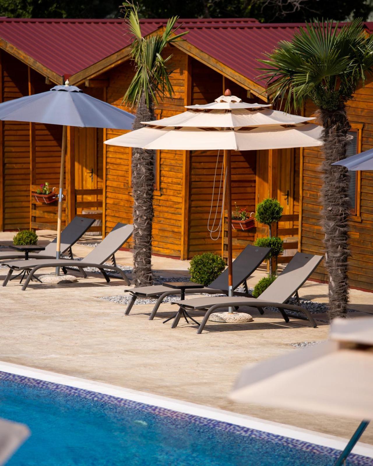 Sunny Garden Hotel อุลซิน ภายนอก รูปภาพ
